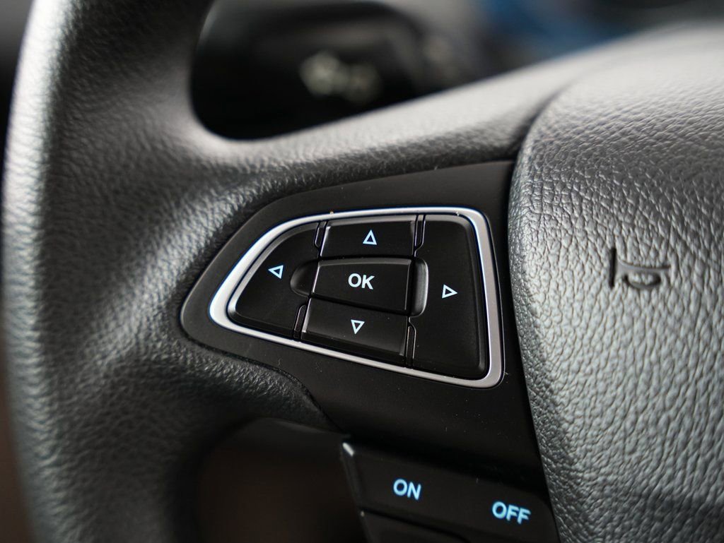 Used 2018 Ford Escape SE image 12