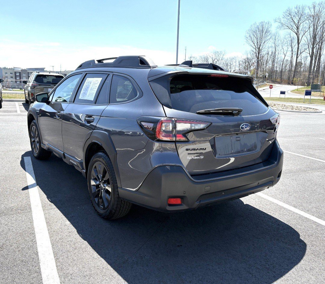 Certified 2025 Subaru Outback Onyx Edition AWD/4WD image 6