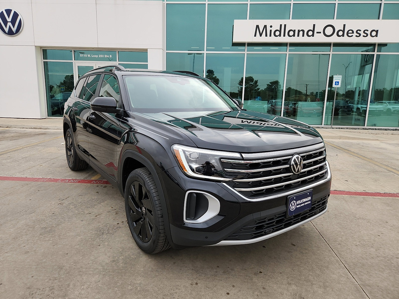 New 2026 Volkswagen Atlas SE