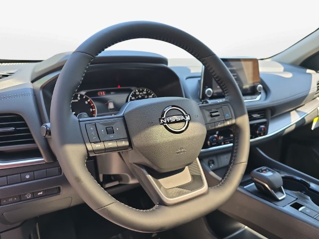 New 2026 Nissan Rogue Dark Armor FWD image 16