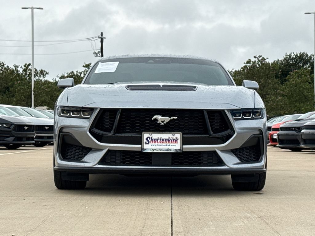 Used 2024 Ford Mustang GT RWD image 2