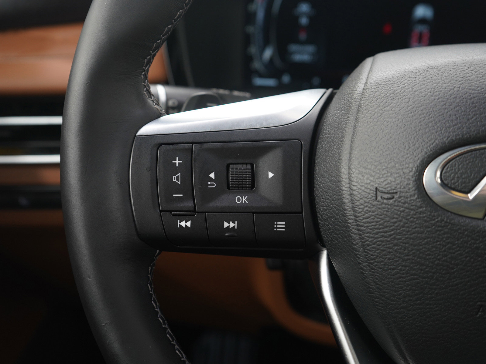 Used 2024 INFINITI QX60 Autograph image 24