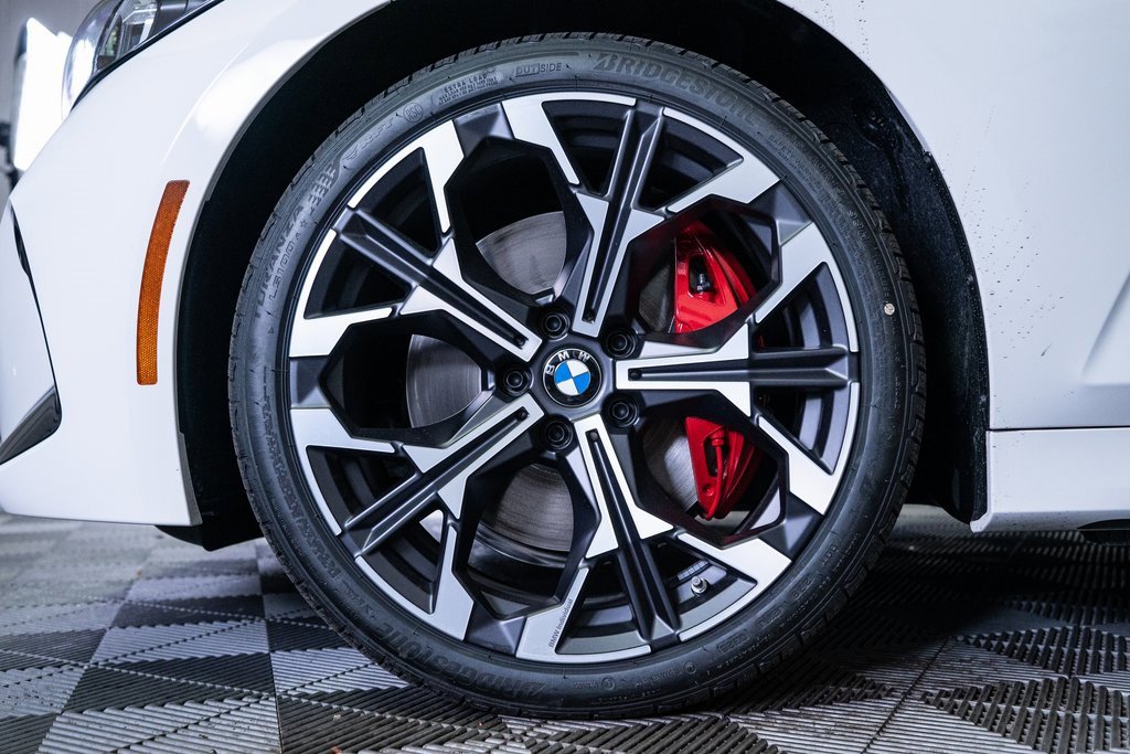 New 2026 BMW 330i xDrive Sedan w/ M Sport Package image 7