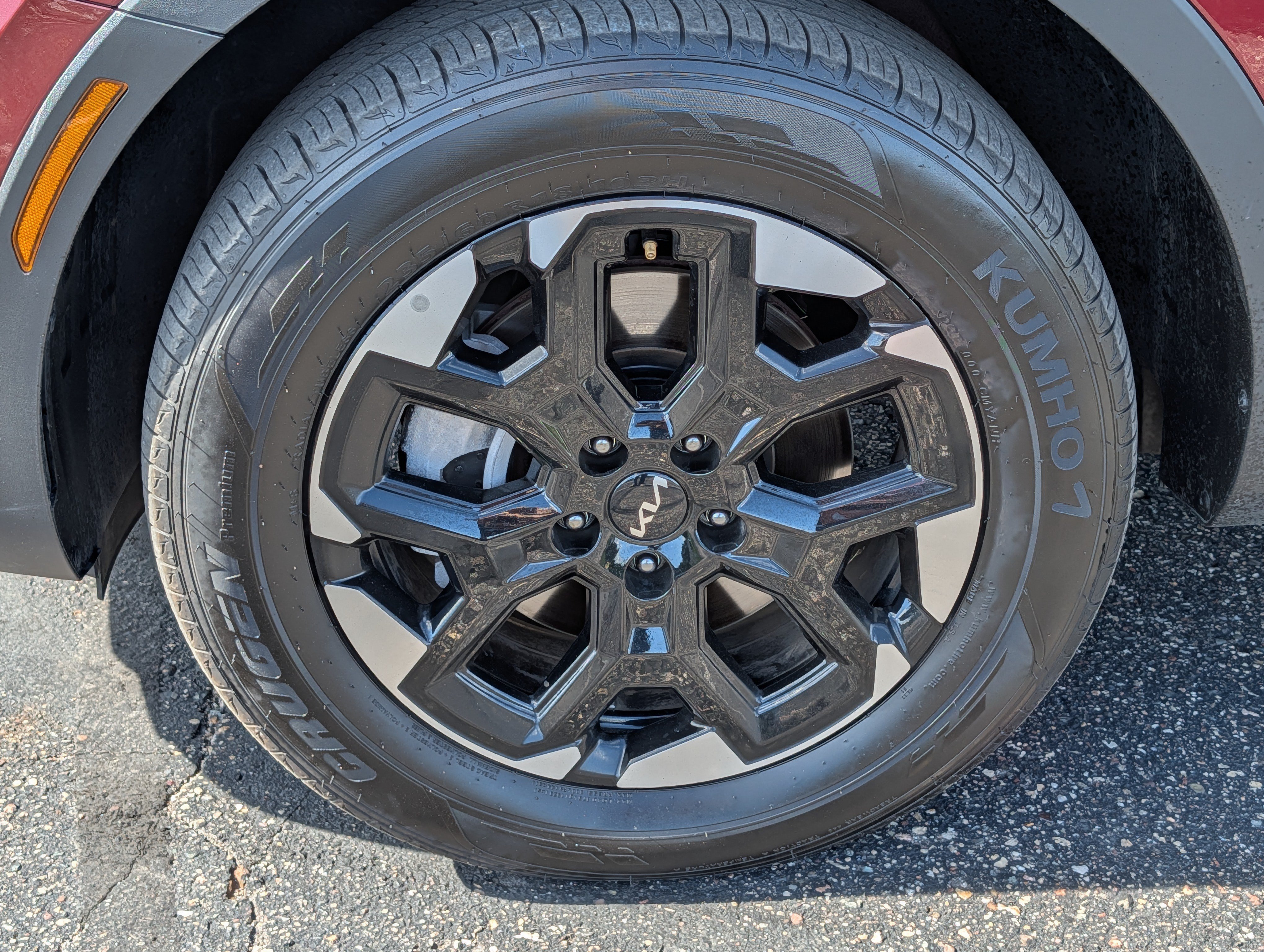 Certified 2025 Kia Sorento S AWD/4WD image 15