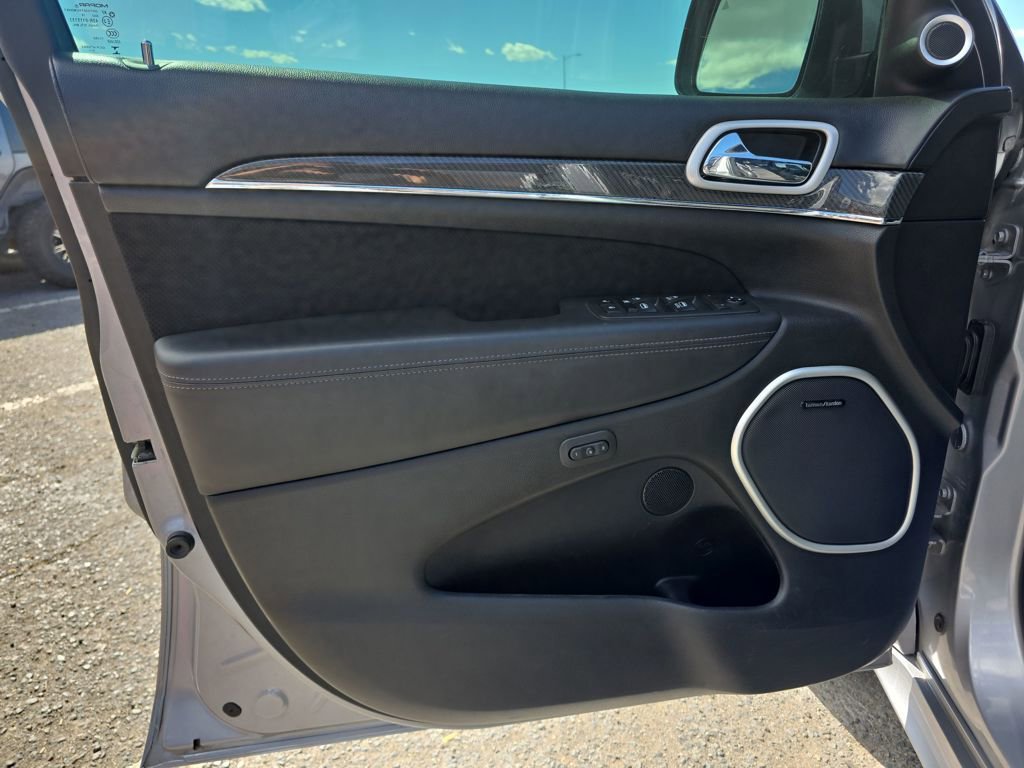 Used 2020 Jeep Grand Cherokee SRT AWD/4WD image 11