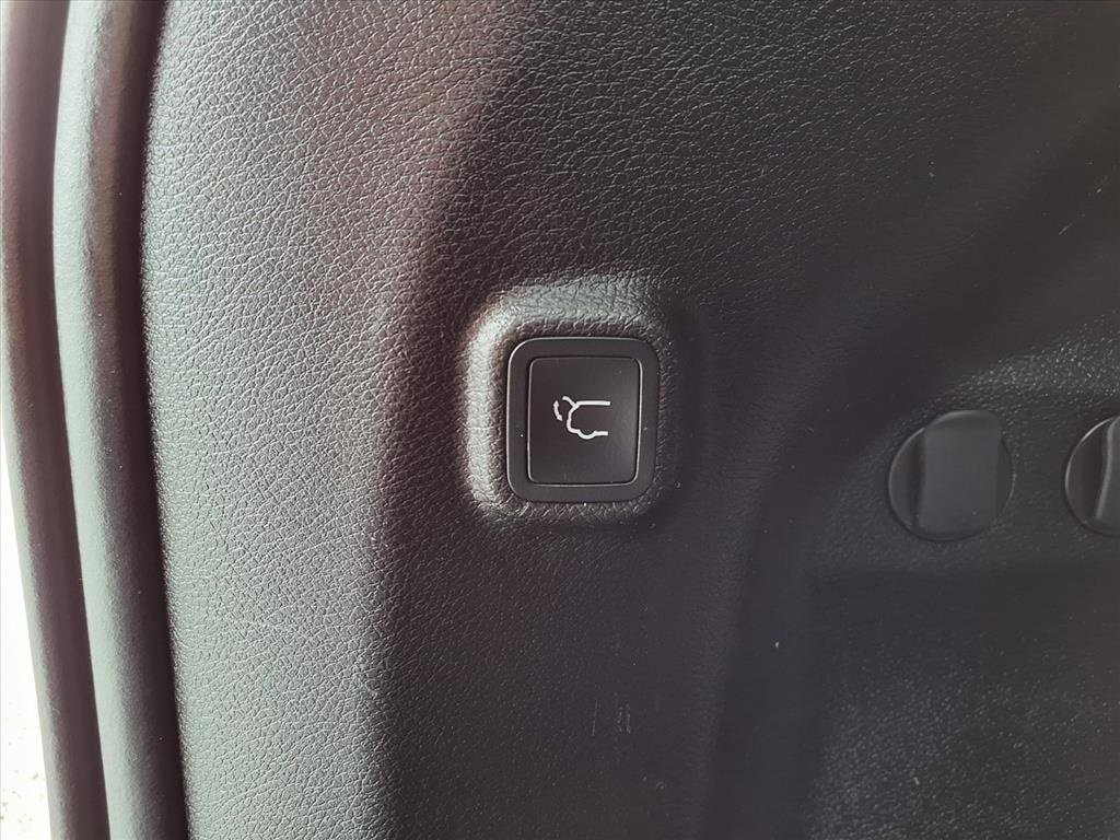 Used 2022 Jeep Cherokee Trailhawk w/ Premium Leather Package image 34