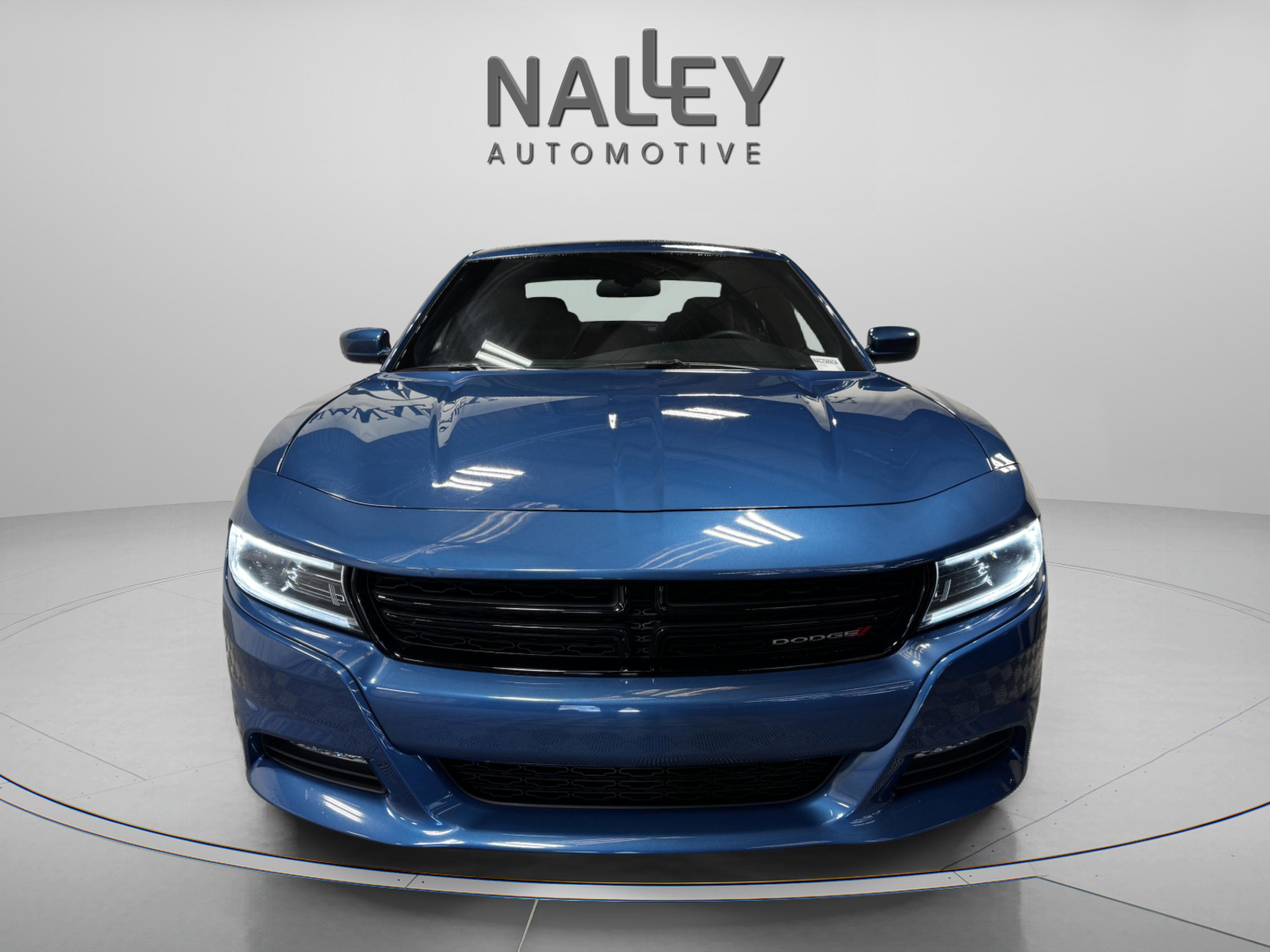 Used 2022 Dodge Charger SXT w/ Driver Convenience Group image 8