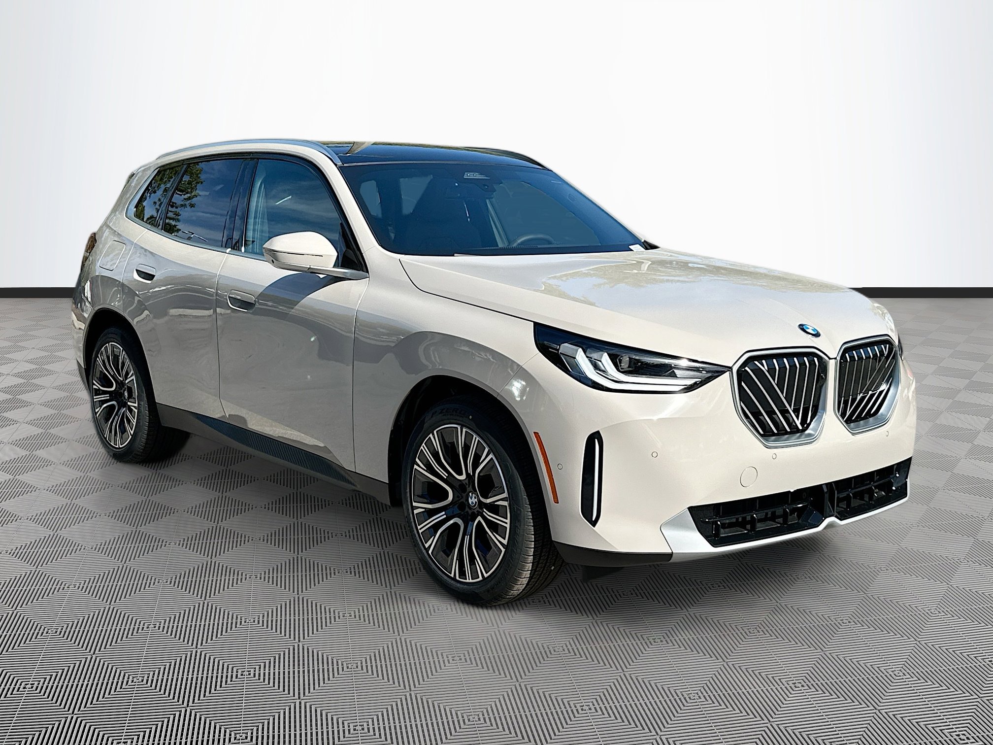 New 2025 BMW X3 xDrive30i w/ Premium Package