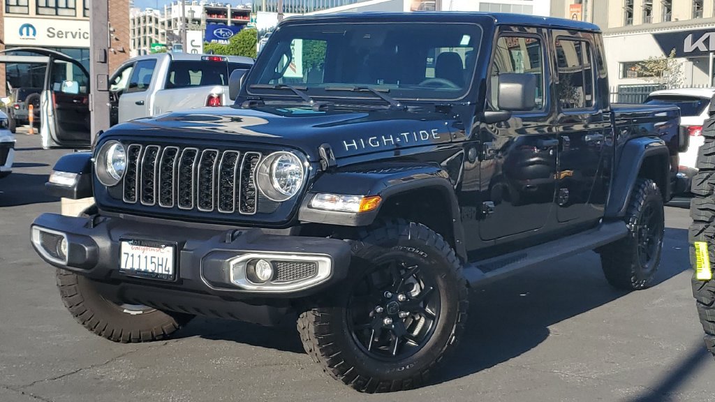 Used 2025 Jeep Gladiator Sport AWD/4WD image 33