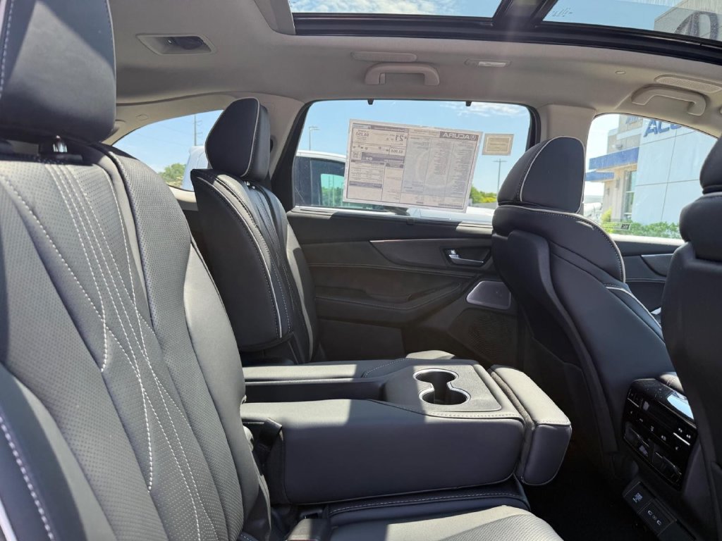 New 2026 Acura MDX w/ Advance Package AWD/4WD image 5
