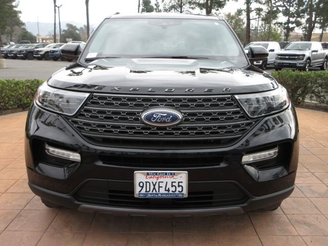 Certified 2022 Ford Explorer XLT w/ Equipment Group 202A image 7