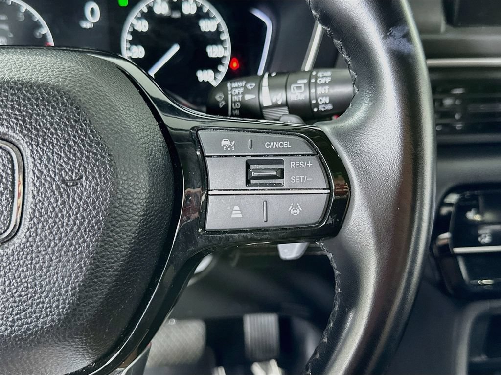Used 2023 Honda Pilot Touring image 25