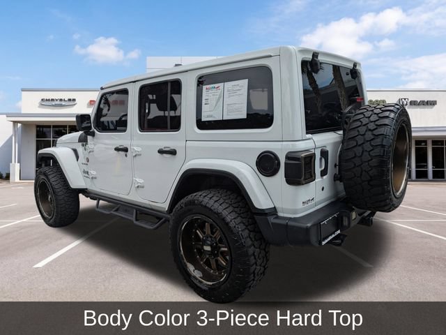Used 2018 Jeep Wrangler Unlimited Sahara w/ Cold Weather Group AWD/4WD image 5
