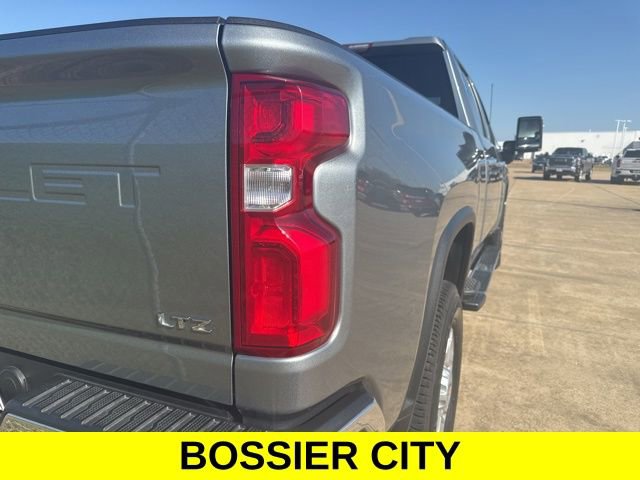 Used 2024 Chevrolet Silverado 2500 LTZ w/ LTZ Convenience Package image 7