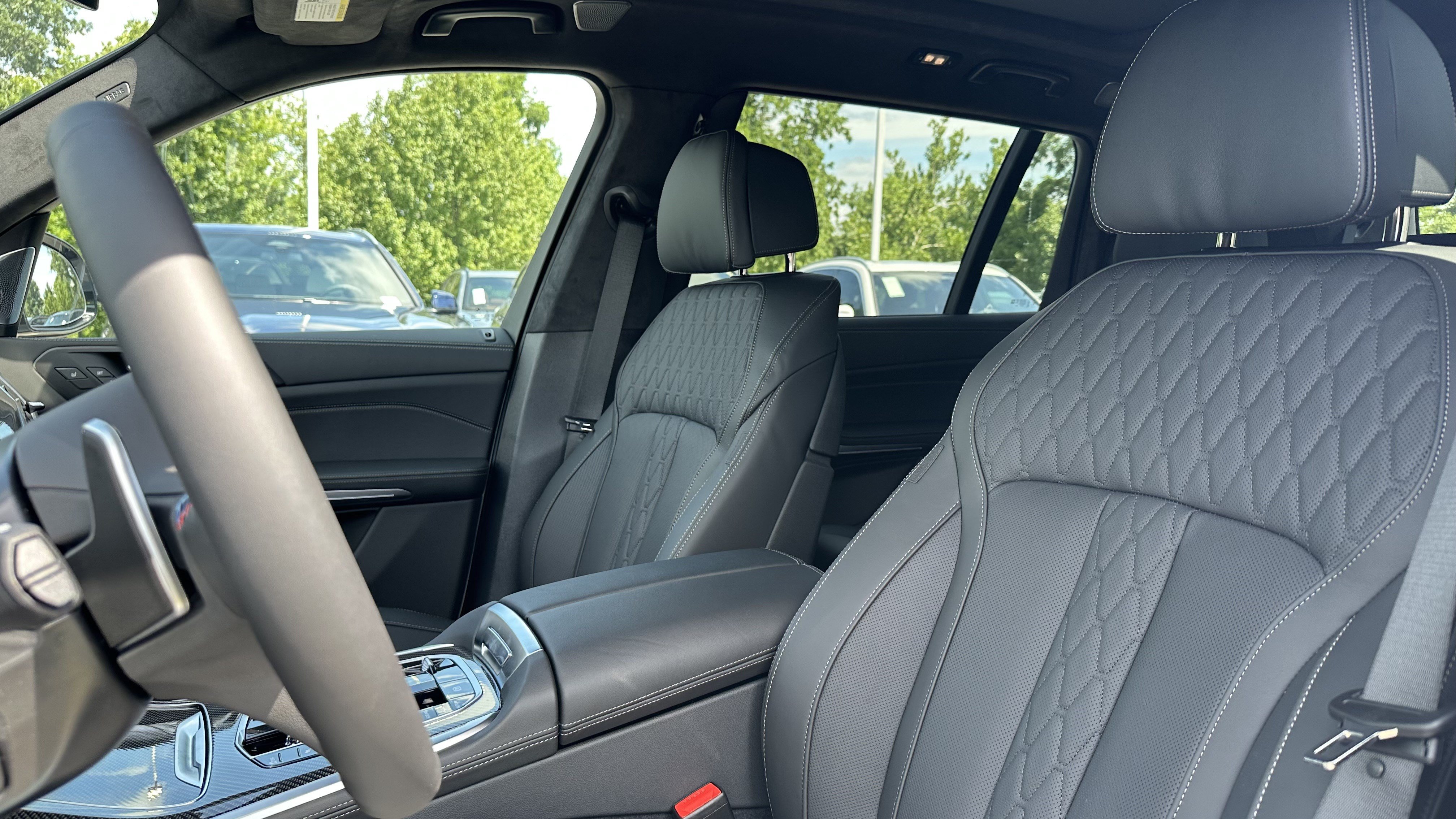 New 2027 BMW X7 M60i AWD/4WD image 15