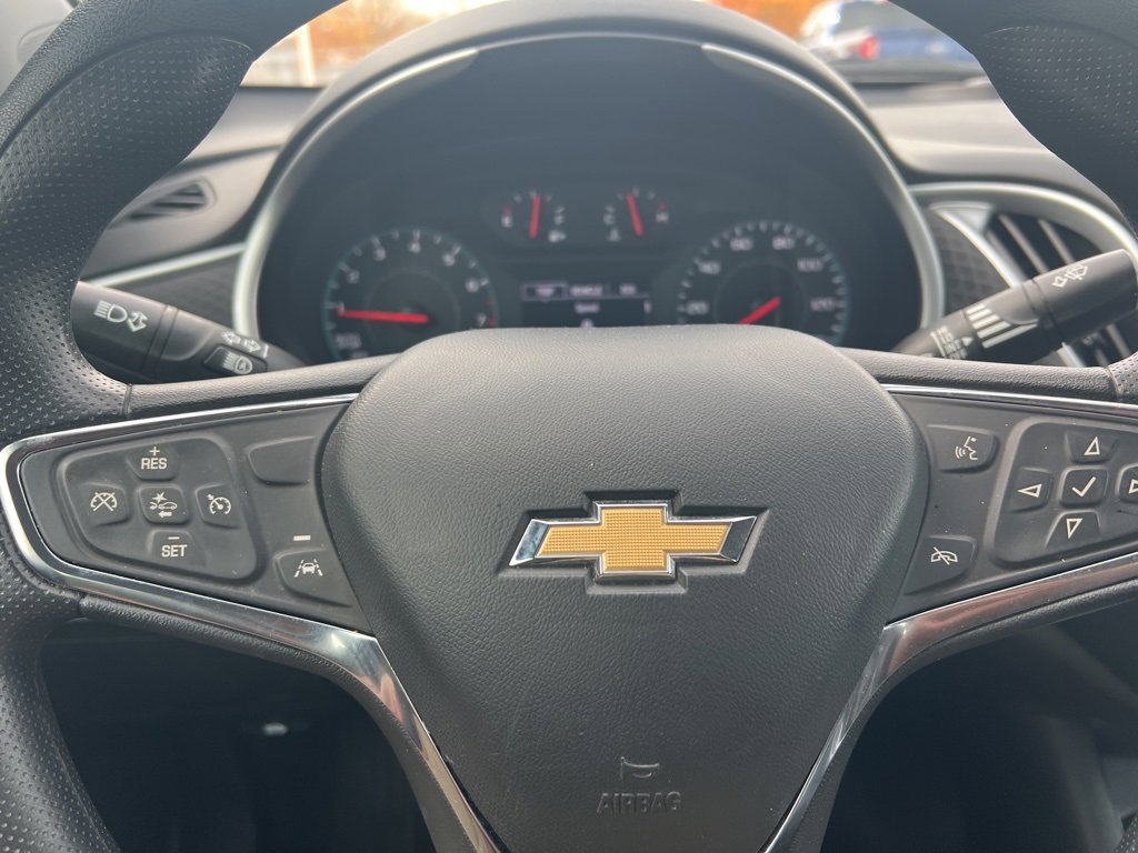 Used 2024 Chevrolet Malibu LT image 16