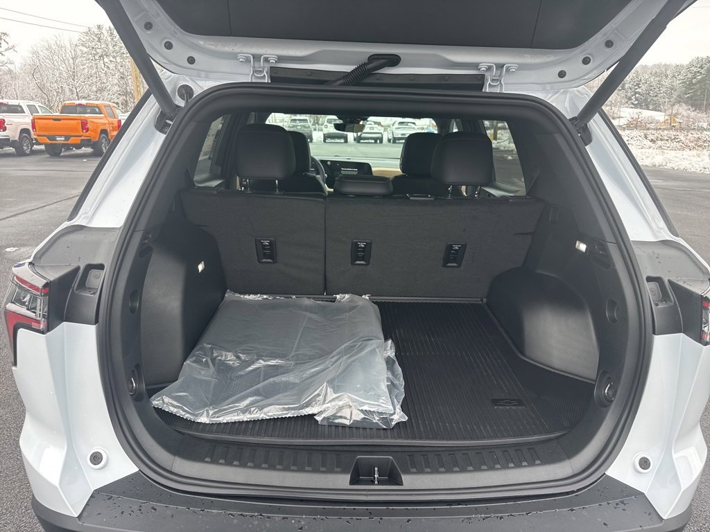 New 2026 Chevrolet Equinox ACTIV w/ Convenience Package III image 19