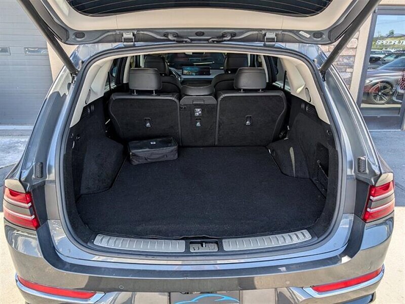 Used 2022 Genesis GV80 2.5T w/ Prestige Package 04 image 29