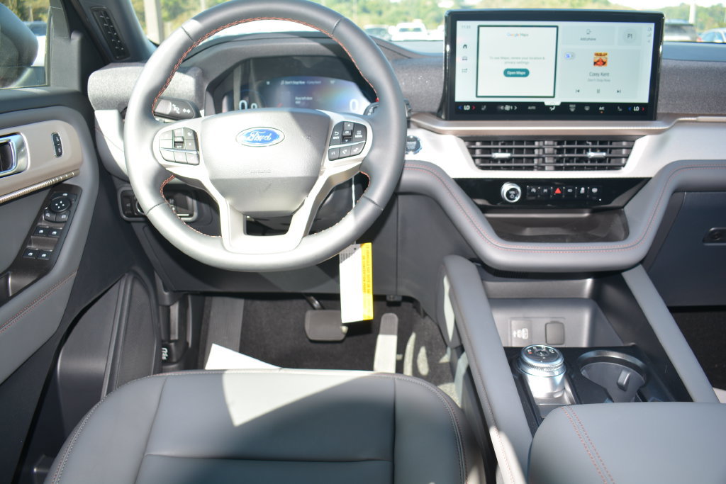 New 2027 Ford Explorer Active w/ Active Comfort Package AWD/4WD image 2