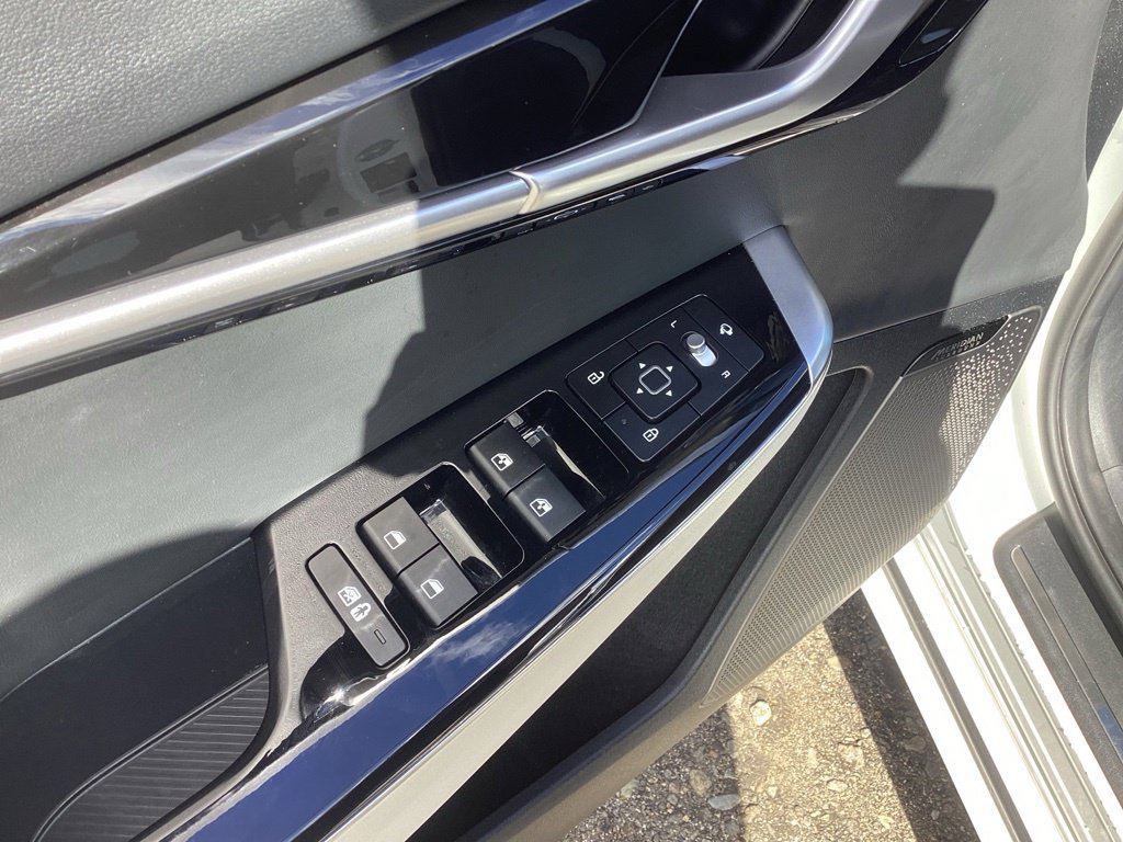 Certified 2023 Kia EV6 GT-Line AWD/4WD image 13