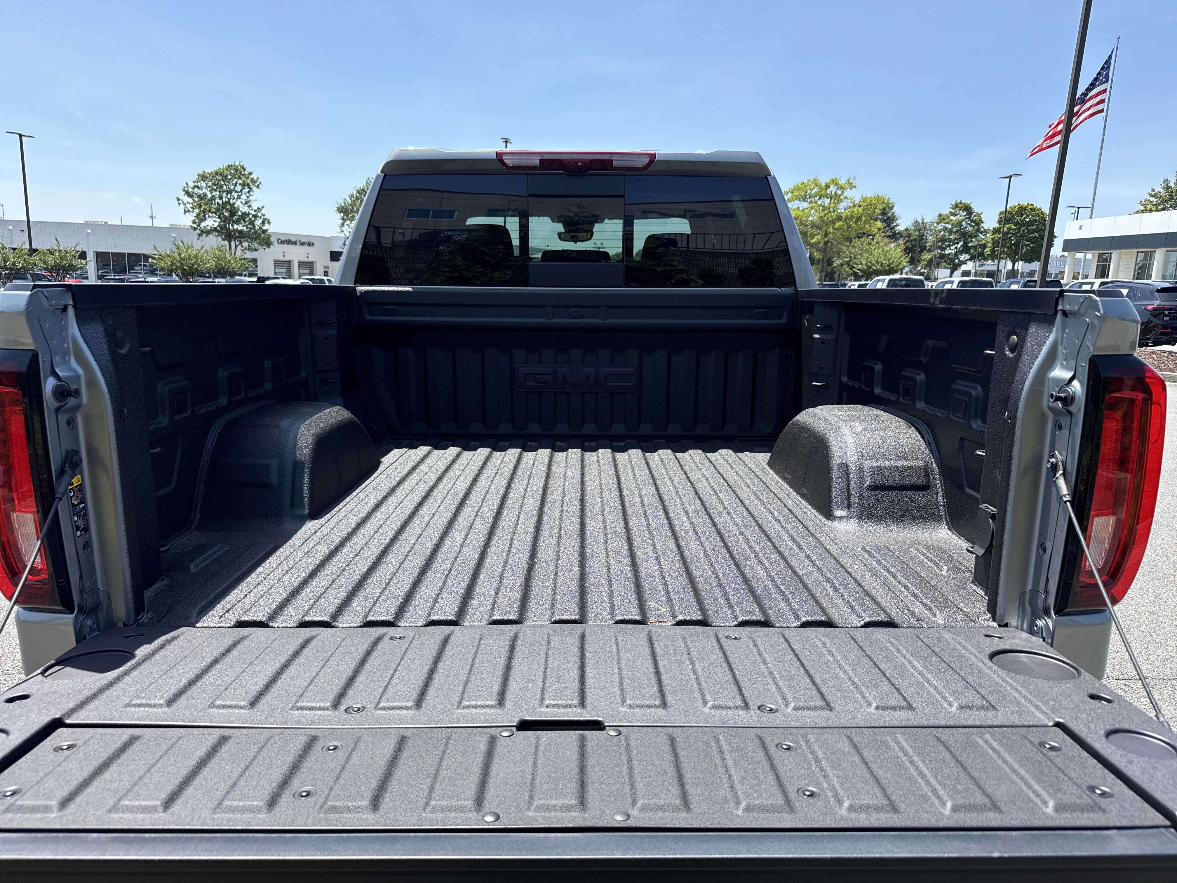 New 2026 GMC Sierra 1500 Denali w/ Denali Reserve Package AWD/4WD image 34