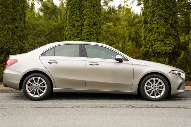 Used 2020 Mercedes-Benz A 220 w/ Premium Package image 8