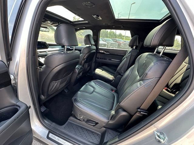 Used 2024 Hyundai Palisade Calligraphy FWD image 17