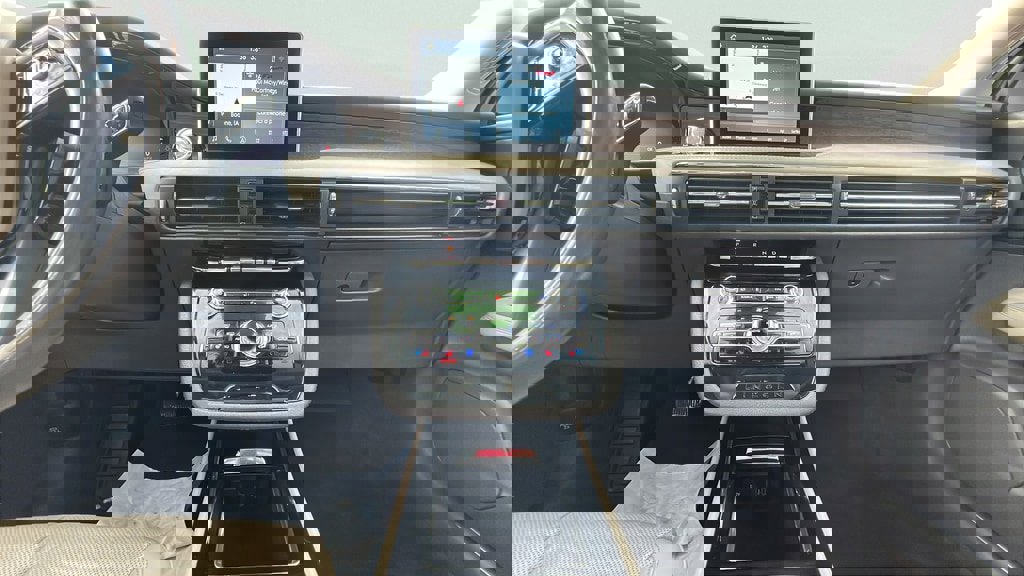 Used 2021 Lincoln Corsair Reserve w/ Elements Package image 10