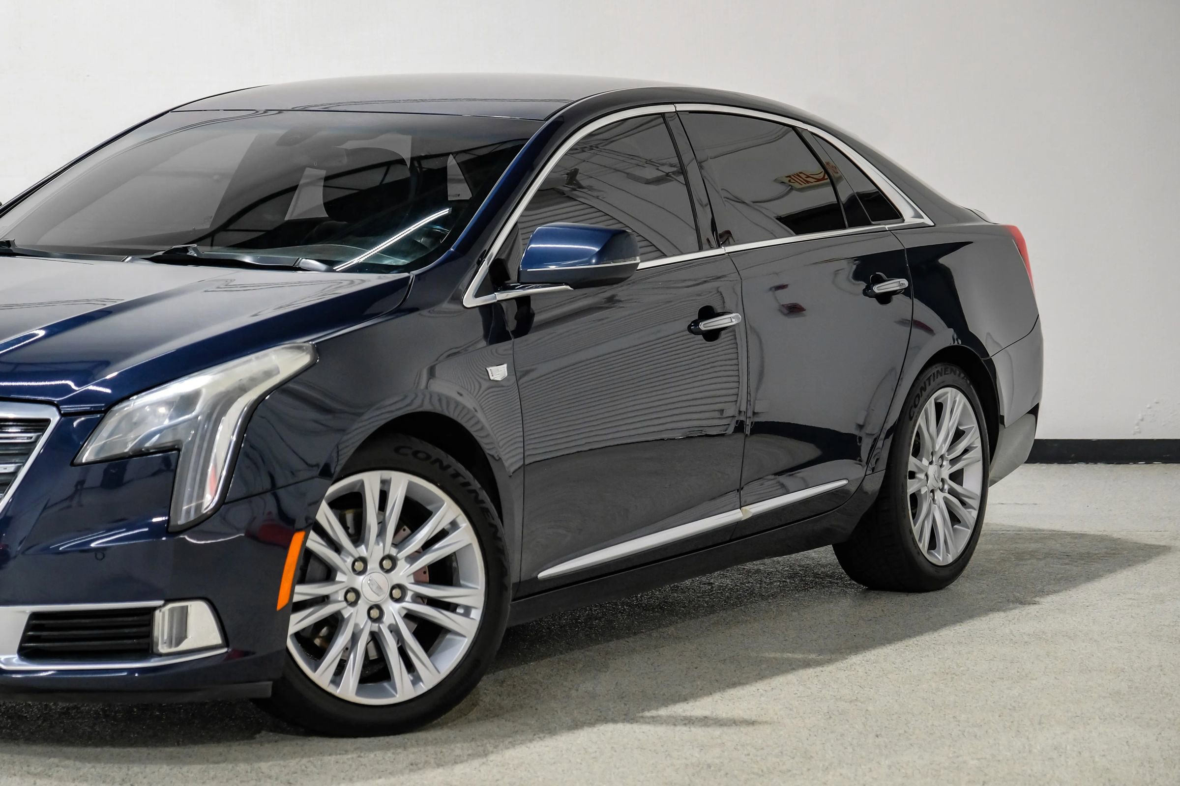 Used 2019 Cadillac XTS Luxury image 11