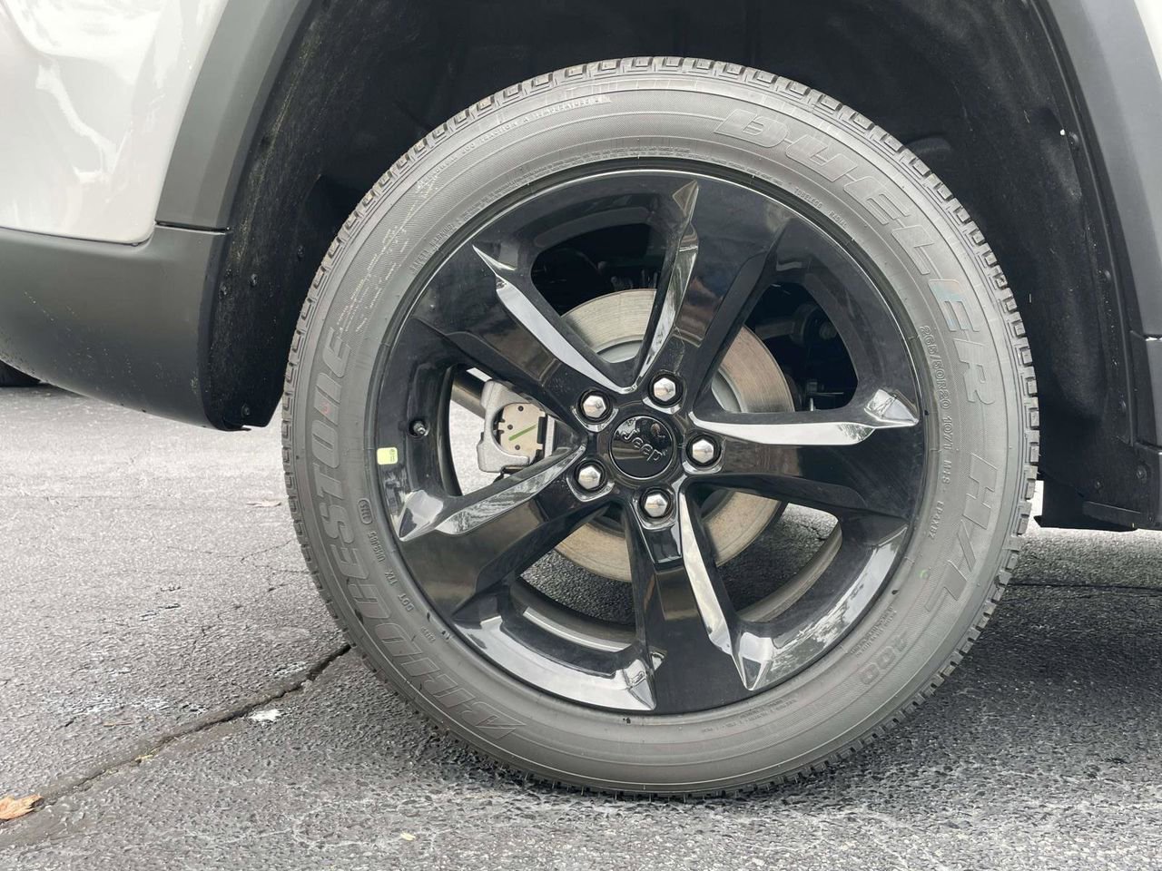 New 2025 Jeep Grand Cherokee Altitude image 37