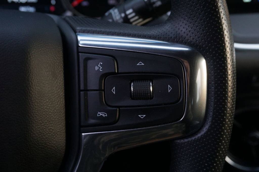 Used 2024 Chevrolet Blazer LT w/ Convenience Package FWD image 20