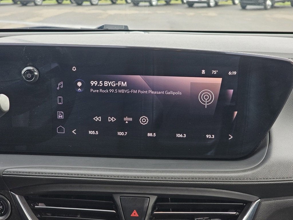 Used 2024 Buick Encore GX Sport Touring image 32