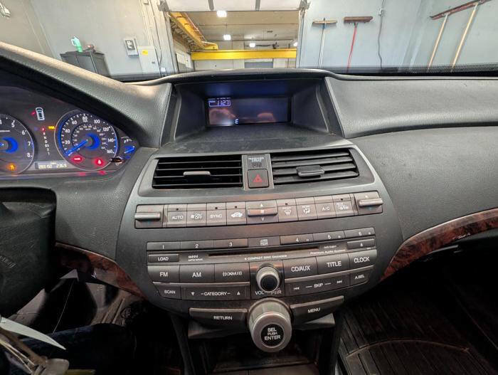 Used 2010 Honda Crosstour EX-L image 35