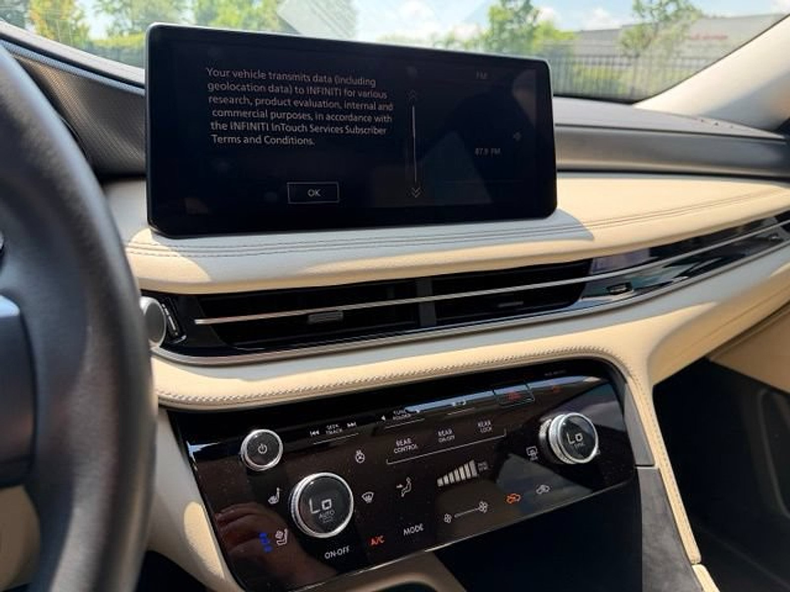 Used 2022 INFINITI QX60 Luxe w/ Cargo Package AWD/4WD image 16
