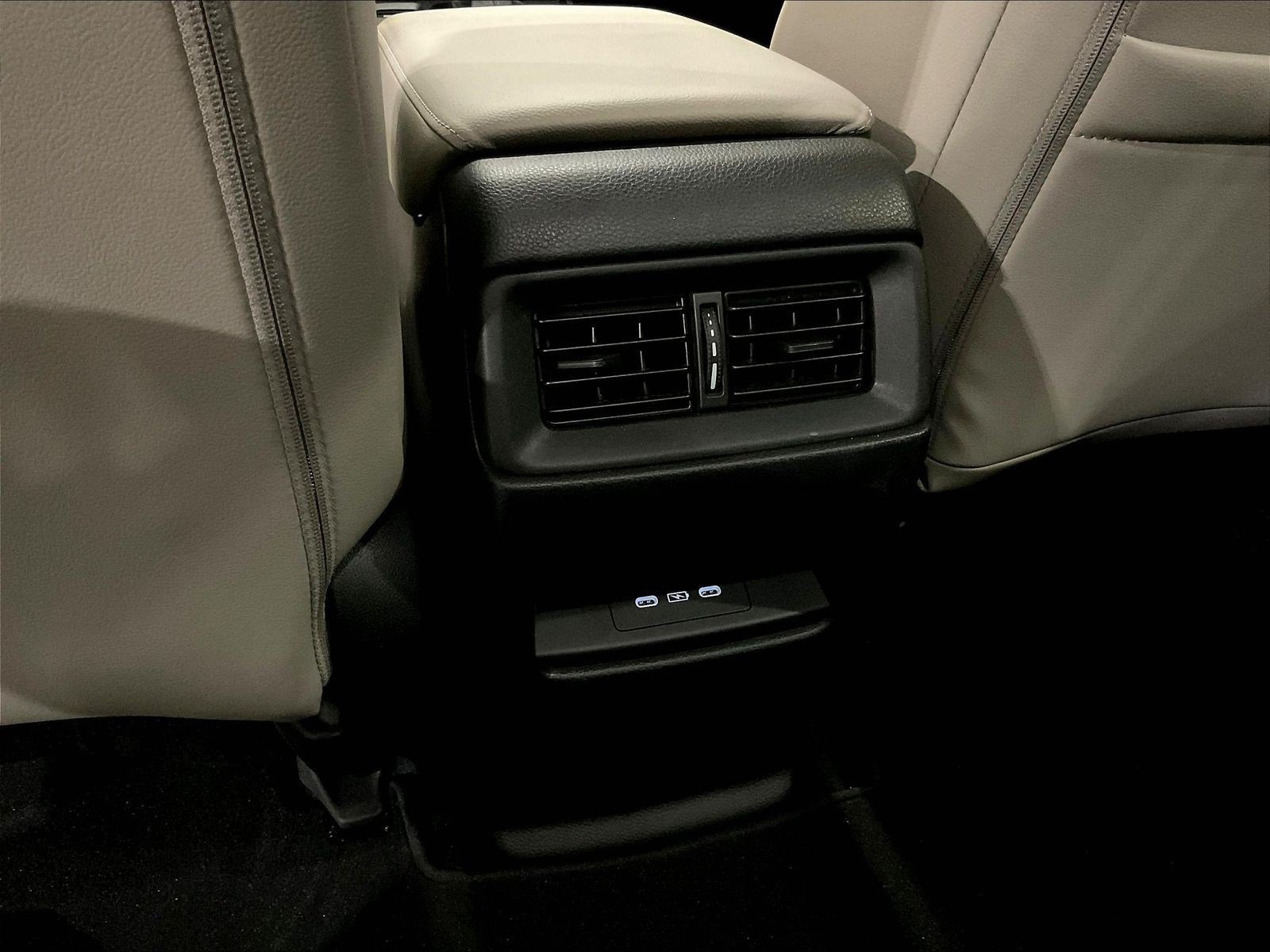 Used 2024 Honda CR-V EX-L image 10