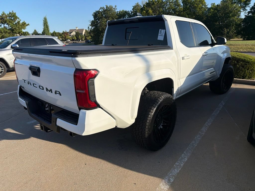 Used 2024 Toyota Tacoma SR5 AWD/4WD image 10