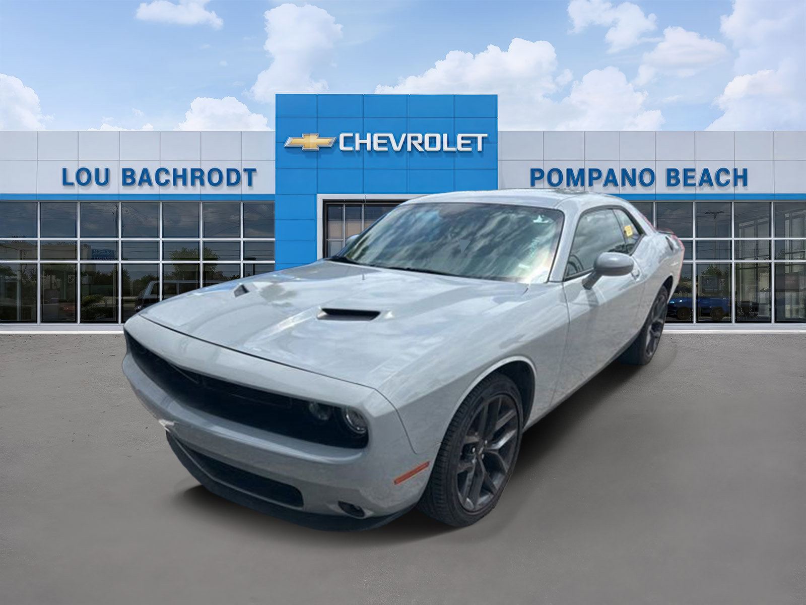 Used 2022 Dodge Challenger SXT w/ Blacktop Package RWD video 2