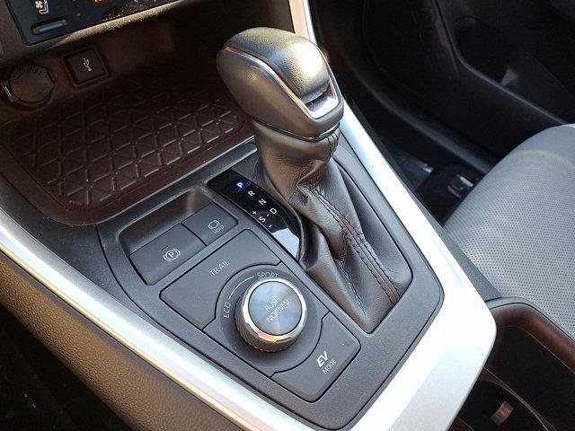 Certified 2022 Toyota RAV4 Limited image 14