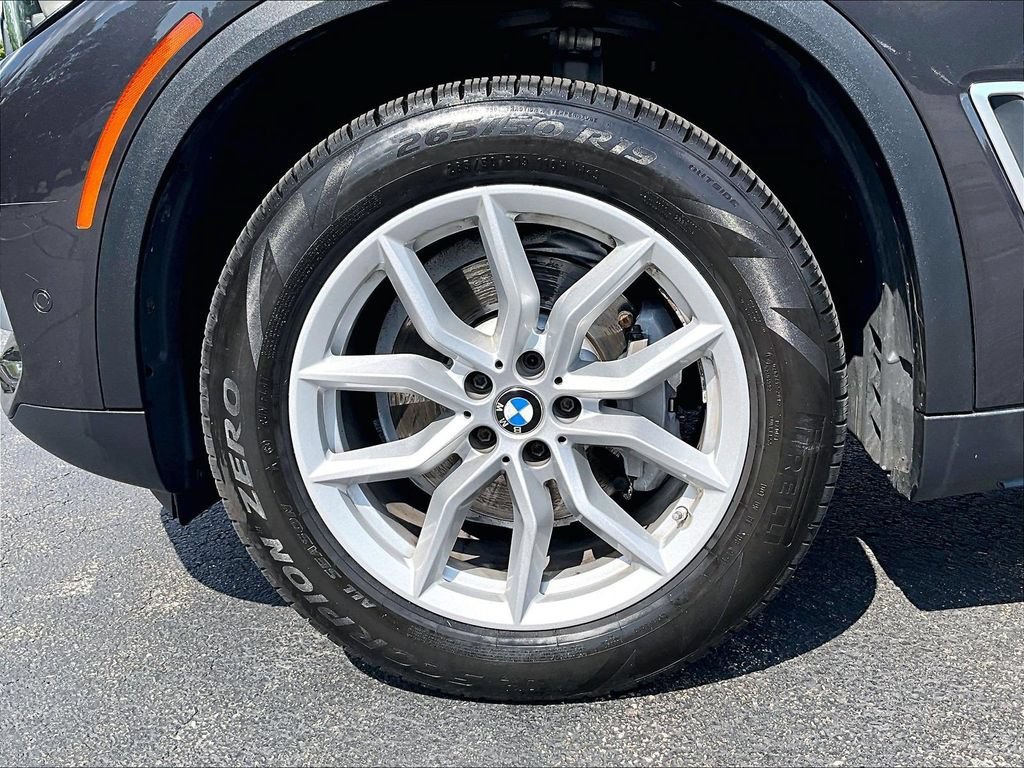 Used 2021 BMW X5 xDrive40i w/ Convenience Package AWD/4WD image 7