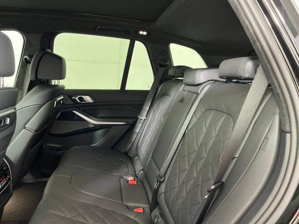 New 2026 BMW X5 xDrive40i w/ M Sport Package AWD/4WD image 26