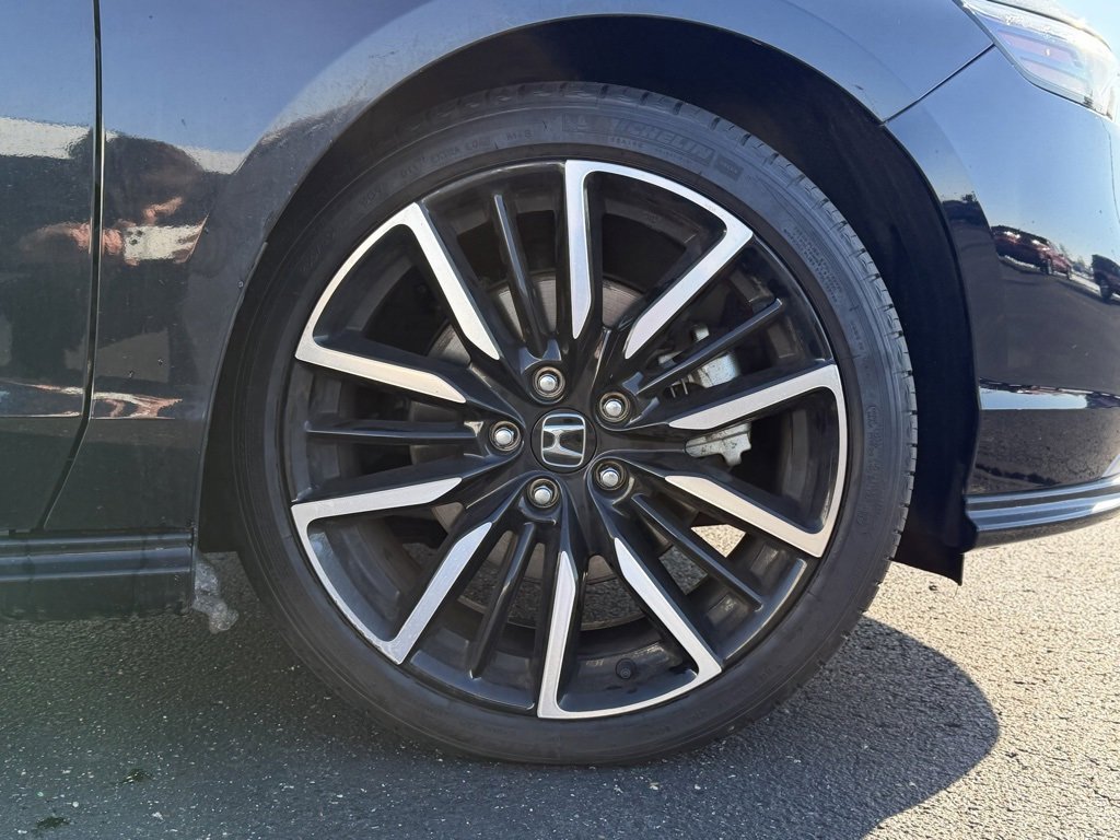 Used 2023 Honda Accord Touring image 6