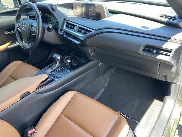 Used 2021 Lexus UX 250h image 28