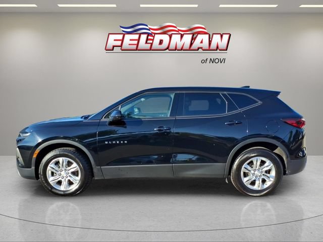 Used 2021 Chevrolet Blazer LT w/ LPO, Cargo Package FWD image 2