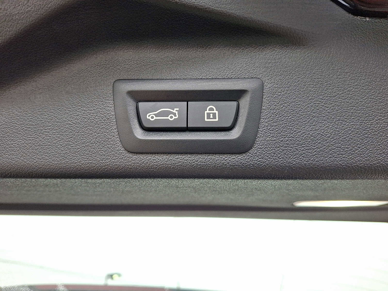 Used 2023 BMW X5 xDrive40i image 30