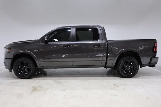 Used 2025 RAM 1500 Big Horn AWD/4WD image 4