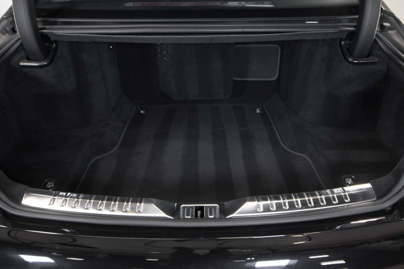 Used 2023 Bentley Flying Spur Azure image 66