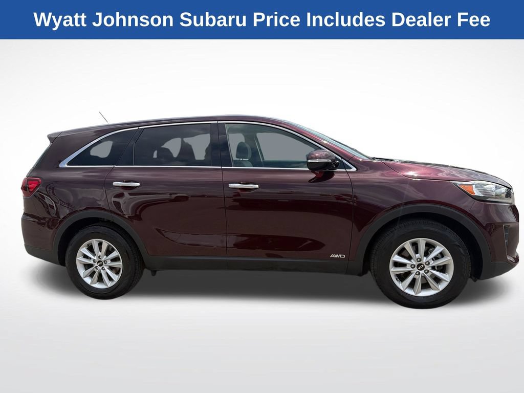 Used 2019 Kia Sorento AWD image 12