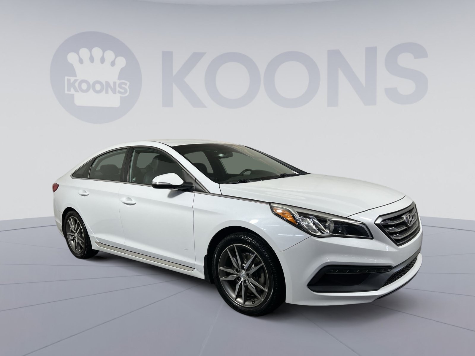 Used 2017 Hyundai Sonata Sport 2.0T FWD image 2
