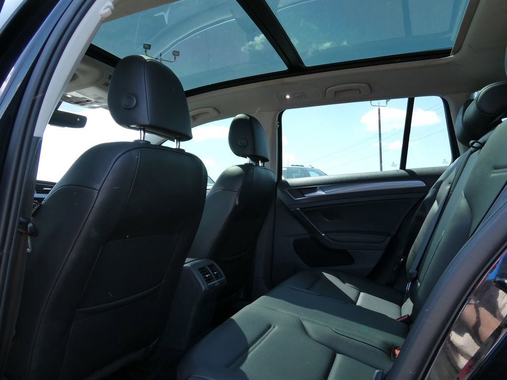 Used 2019 Volkswagen Golf Alltrack SE AWD/4WD image 19