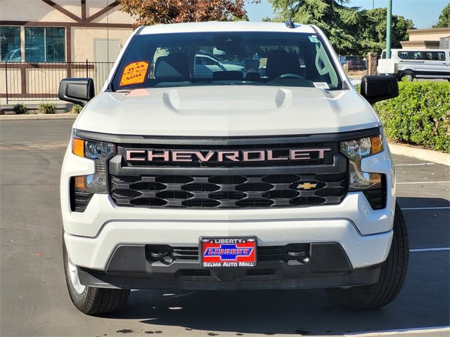 Used 2024 Chevrolet Silverado 1500 Custom image 3